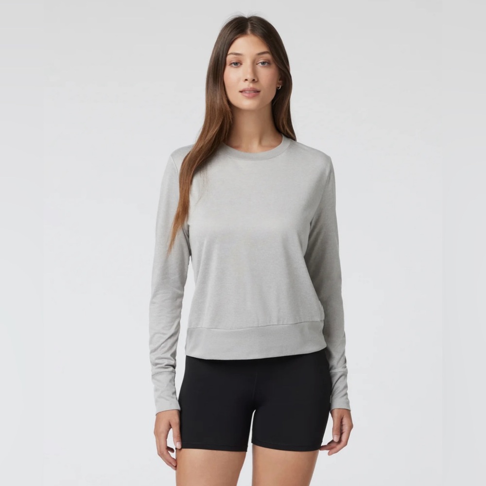 BRAND NEW, Vuori Daydream Crew, size small